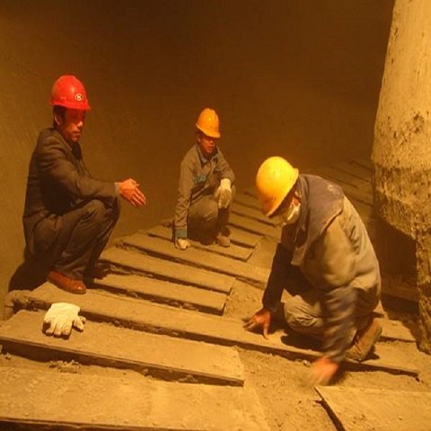 昆明水泥庫清灰的必要性與挑戰(zhàn):確保生產(chǎn)效率與安全