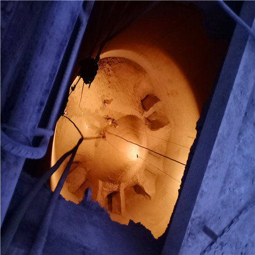 洛陽(yáng)均化庫(kù)清庫(kù)公司服務(wù)特點(diǎn)：安全、高效、環(huán)保